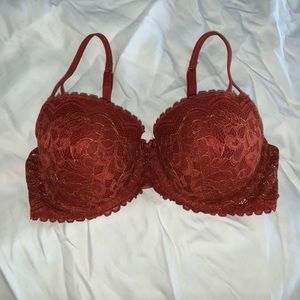 Gillian O’Malley Bra